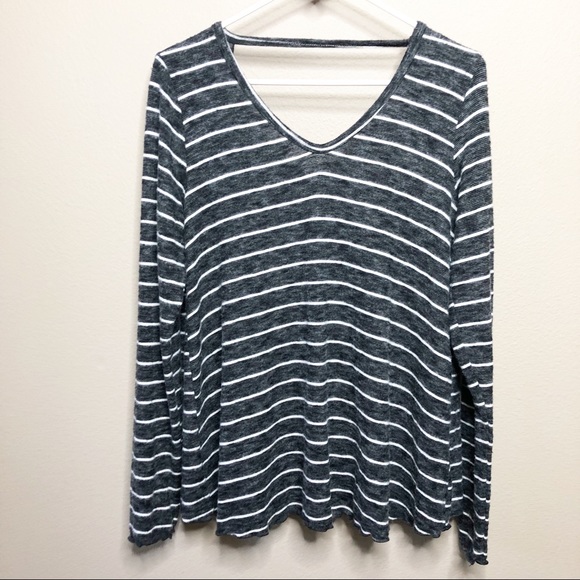 Fantastic fawn open back shirt - Picture 1 of 5